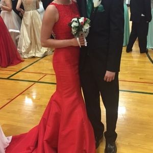 Sherri Hill prom dress